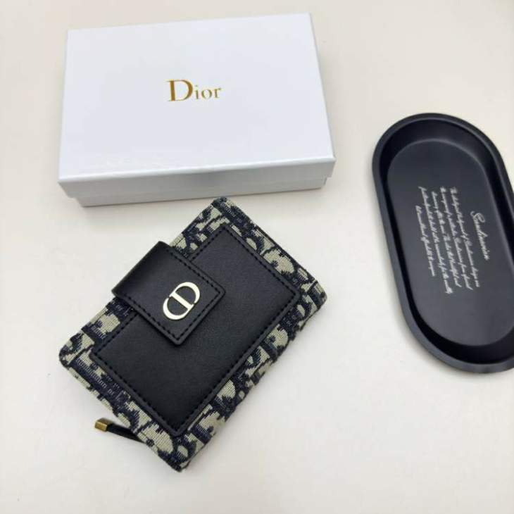Picture of Dior Wallets _SKUfw239333522fw